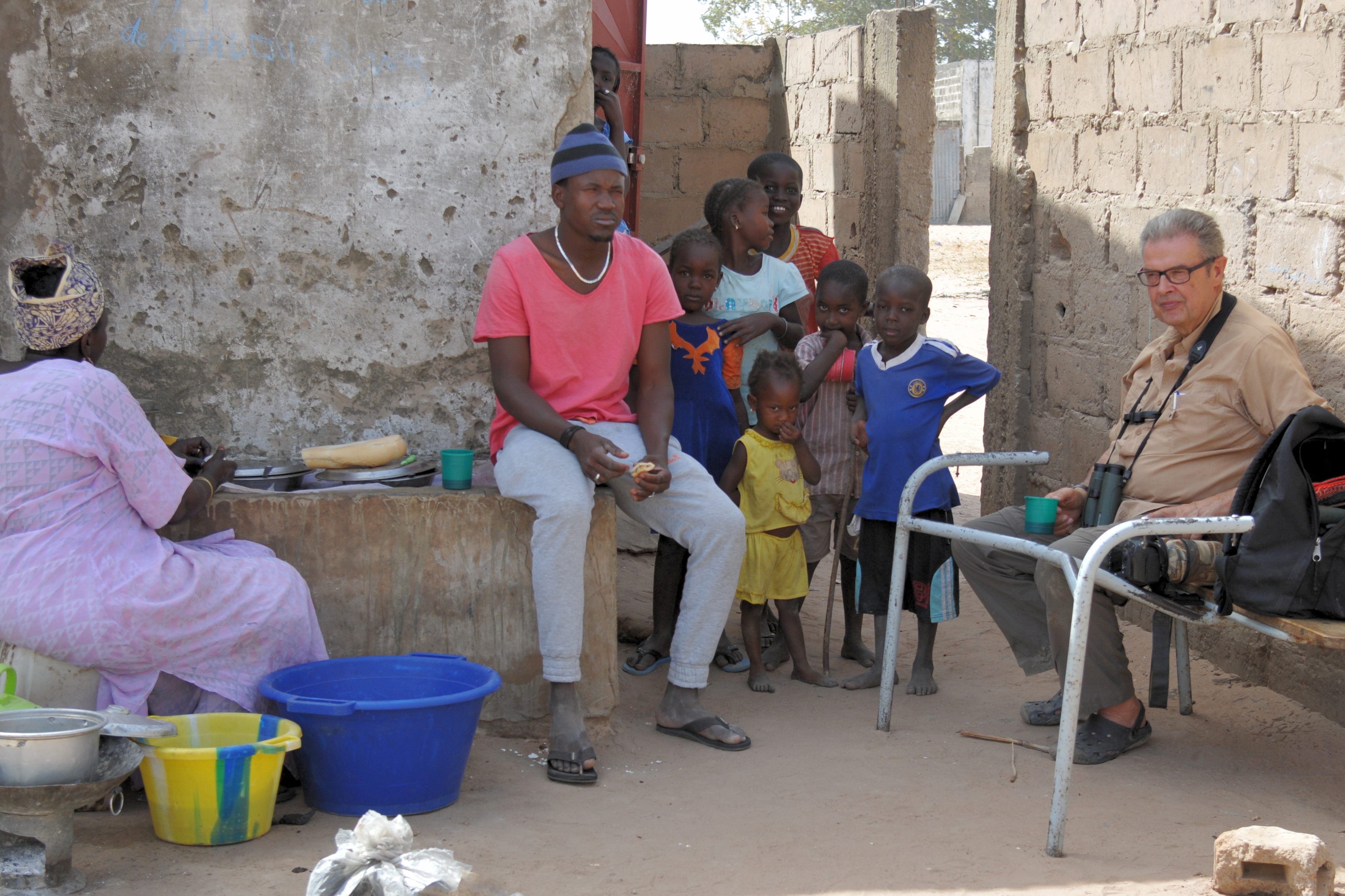 Après les élanions, le petit-déjeuner traditionnel à Ndiafatte Sérère.